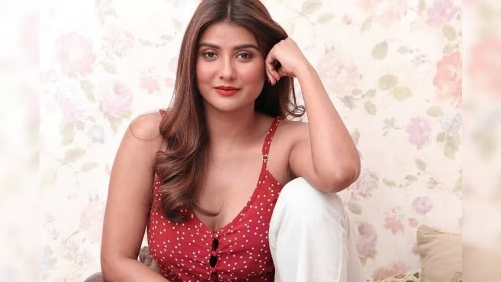 Top 10 Most Popular Kolkata Bengali Models: Age, Height, Weight and Biography 7 Parno Mittra